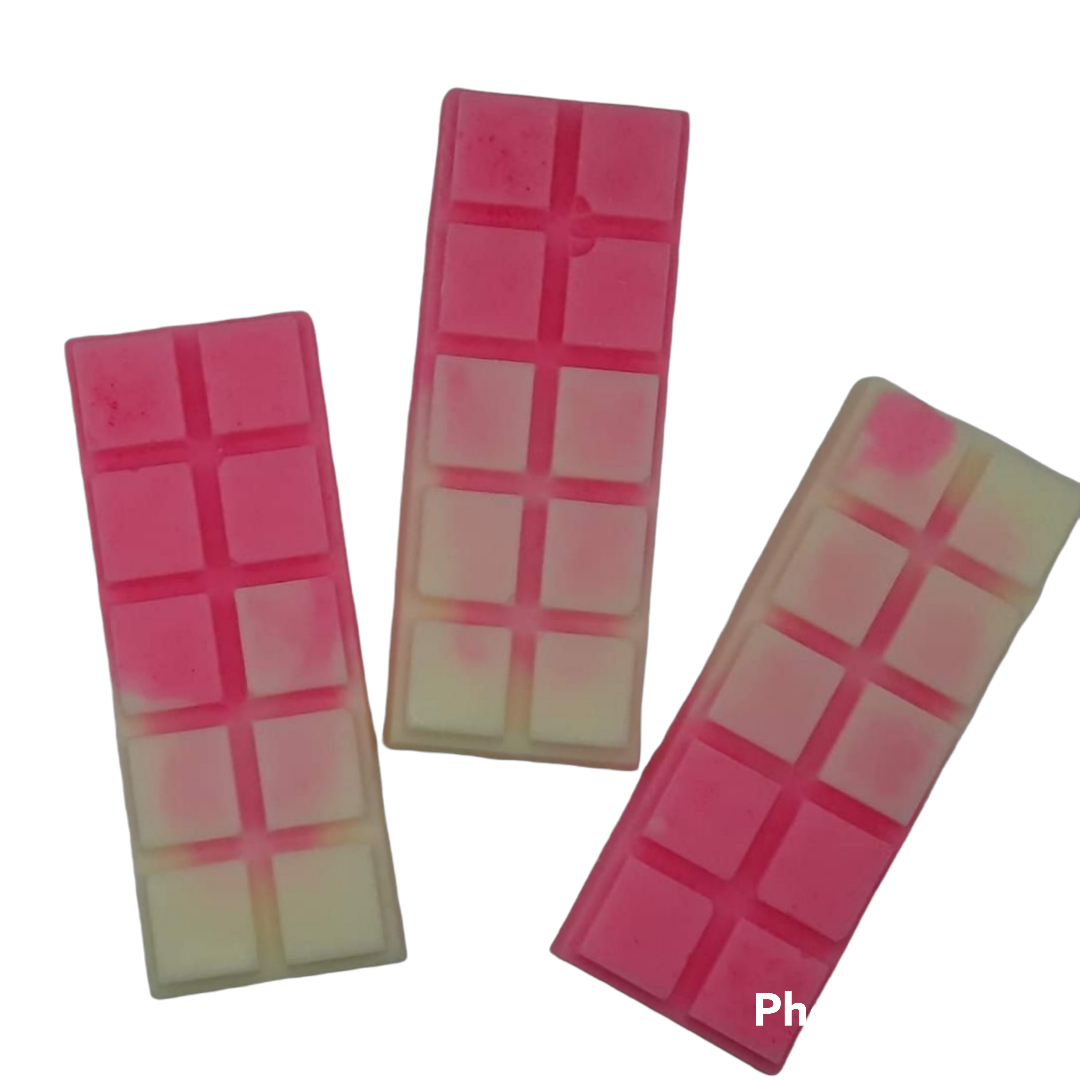 Marshmallow and pink lychee snap bar